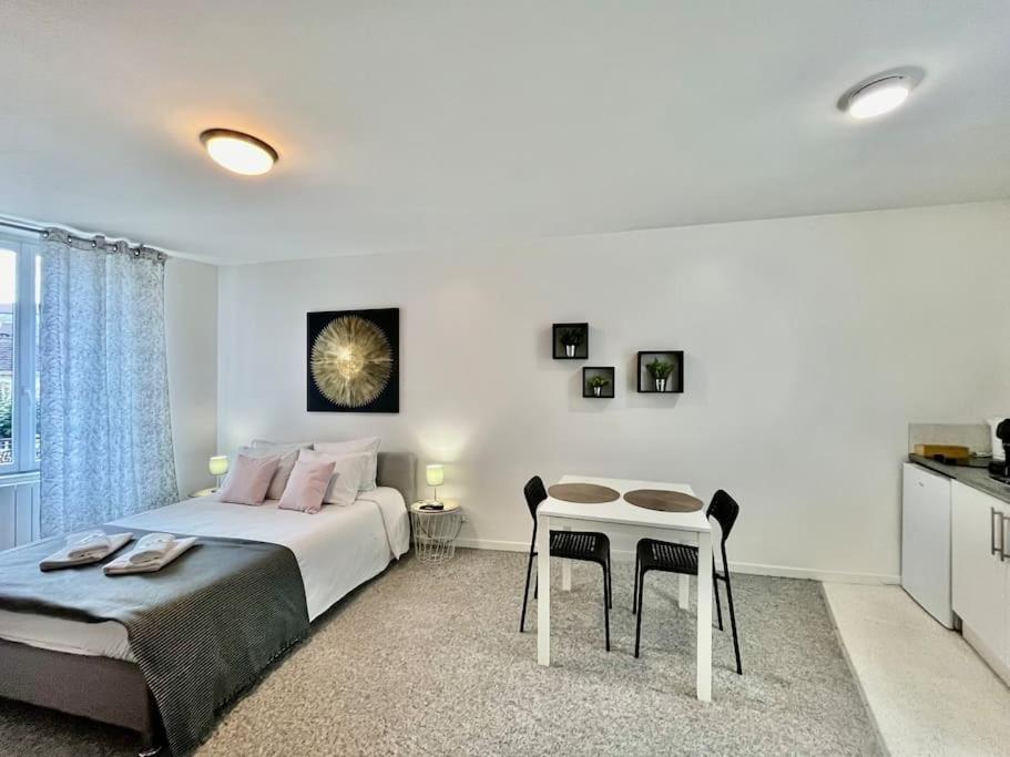 Studio 3 Rue Theodore Bac - Dabnb Limoges Bagian luar foto